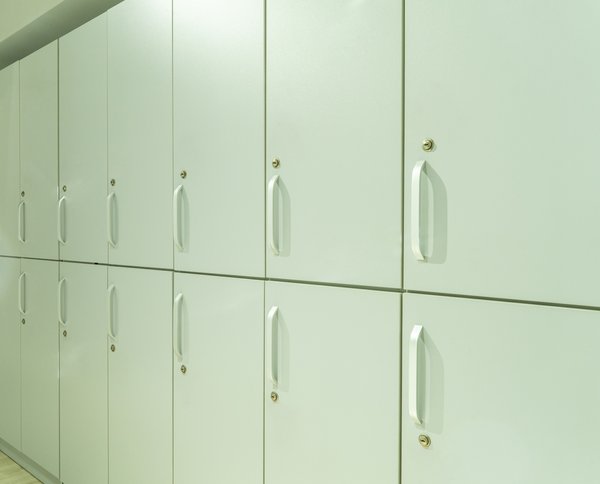 Casier vestiaire 2 cases : solution idéale pour petits espaces